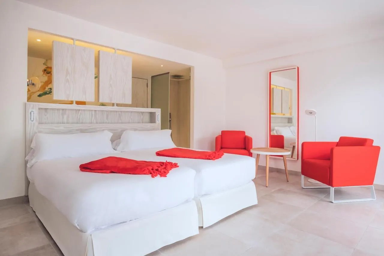 Iberostar Waves Alcudia Park Hotel Playa de Muro