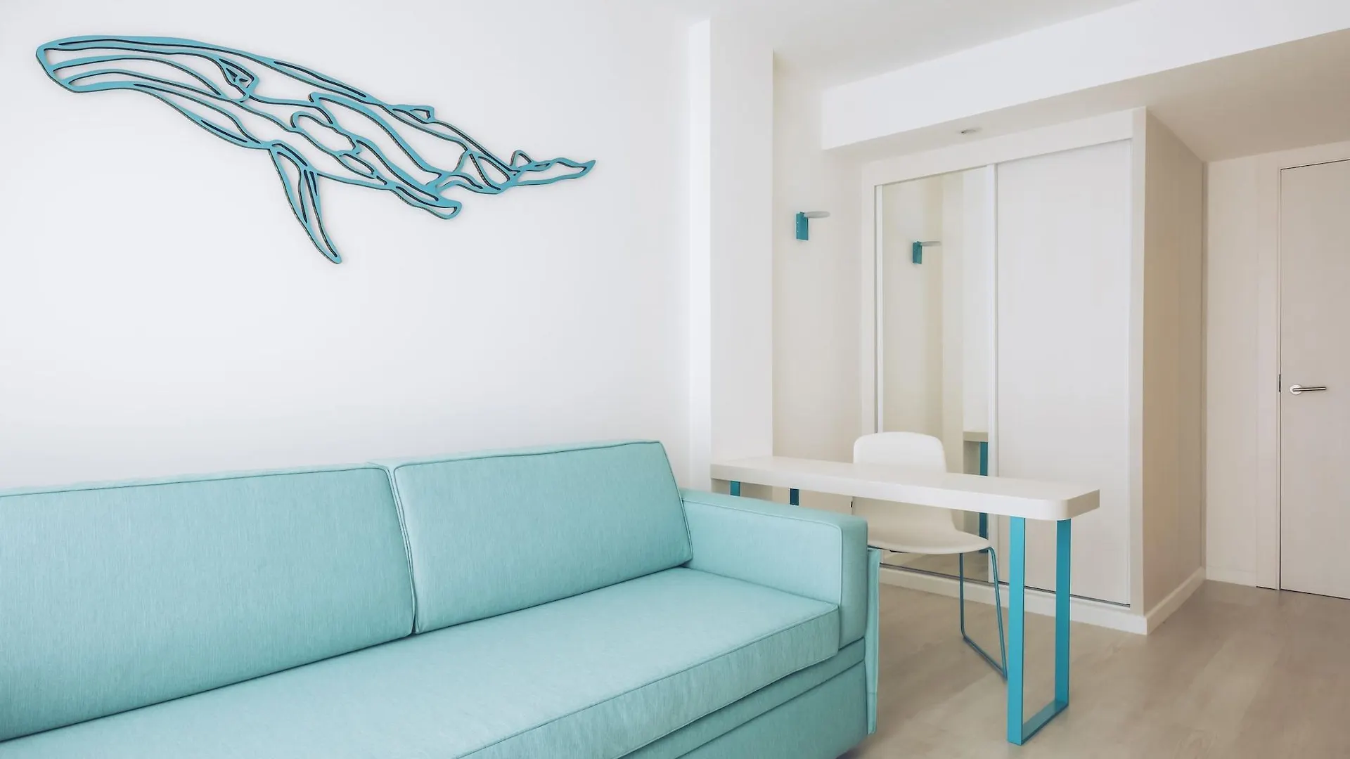 Iberostar Waves Alcudia Park Hotel Playa de Muro  4*, Playa de Muro (Mallorca) Spain