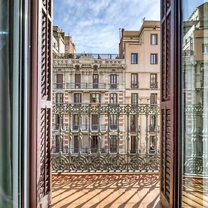 Perfectly Located 4bed 4bath In 1 2 , Barcelona Spain